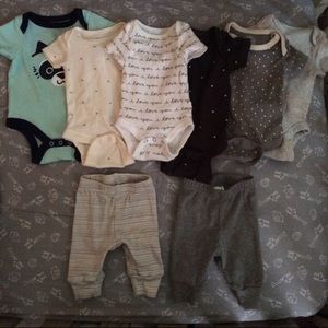 6 onesies. 2 pants.